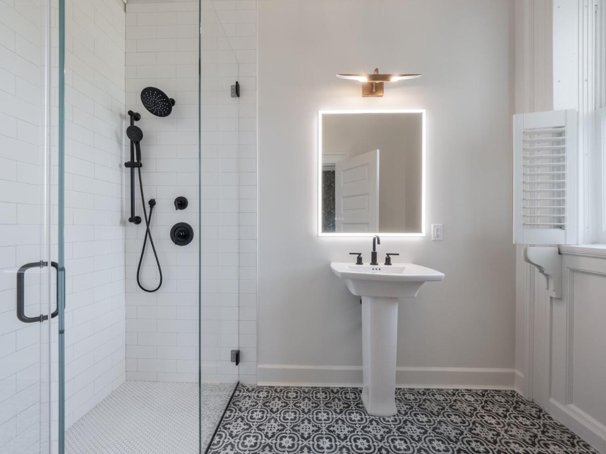 Graystone Inn Wilmington Bagian luar foto